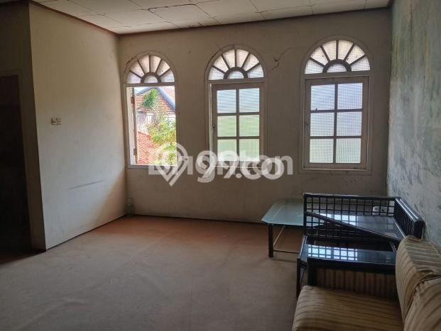 Rumah LT 990m2m² / LB 280m2m² Area Strategis di Kupang, Surabaya Rumah LT 990m2m² / LB 280m2m² Area Strategis di Kupang, Surabaya