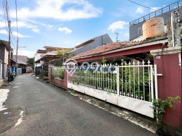 Hot Offer Hunian Premium Ideal dan Luas di Tebet, Jakarta Selatan Hot Offer Hunian Premium Ideal dan Luas di Tebet, Jakarta Selatan