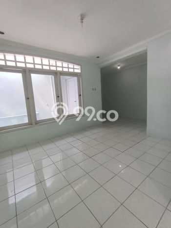 Hunian Eksklusif Siap Huni LT 130m2 di Tebet, Jakarta Selatan Hunian Eksklusif Siap Huni LT 130m2 di Tebet, Jakarta Selatan