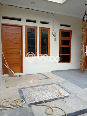 Lokasi strategis! Rumah siap pakai disewakan di Tebet LB 200m2 Lokasi strategis! Rumah siap pakai disewakan di Tebet LB 200m2