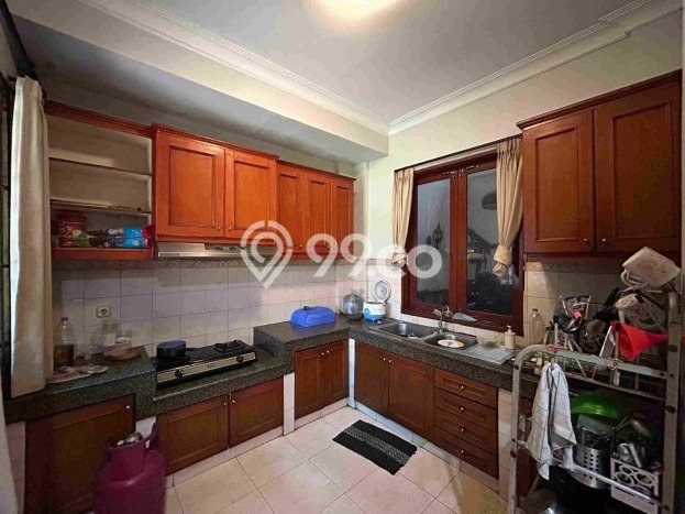 Rumah Elit Modern Tanpa Renovasi di Cawang Jakarta Timur Rumah Elit Modern Tanpa Renovasi di Cawang Jakarta Timur