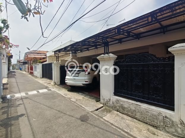Dijual Rumah Premium dengan Fasilitas Sekitar Lengkap di Tebet, Jakarta Selatan Dijual Rumah Premium dengan Fasilitas Sekitar Lengkap di Tebet, Jakarta Selatan