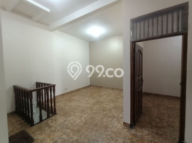 Disewakan segera rumah minimalis strategis 4 Kamar di Tebet, Jakarta Selatan Disewakan segera rumah minimalis strategis 4 Kamar di Tebet, Jakarta Selatan