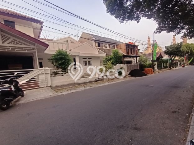Rumah Cantik Siap Huni Di Tebet Luas 300m2 Lokasi Strategis Rumah Cantik Siap Huni Di Tebet Luas 300m2 Lokasi Strategis