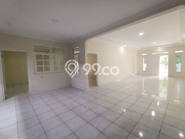 Rumah Cantik Siap Huni Di Tebet Luas 300m2 Lokasi Strategis Rumah Cantik Siap Huni Di Tebet Luas 300m2 Lokasi Strategis