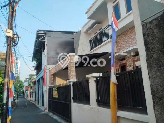Lokasi strategis! Rumah siap pakai disewakan di Tebet LB 200m2 Lokasi strategis! Rumah siap pakai disewakan di Tebet LB 200m2