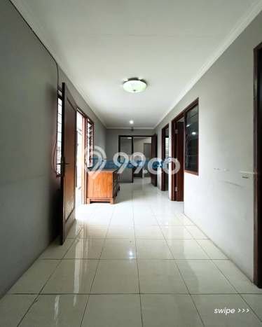 Hunian Mewah Siap Huni LT 179m2 di Tebet, Jakarta Selatan Hunian Mewah Siap Huni LT 179m2 di Tebet, Jakarta Selatan