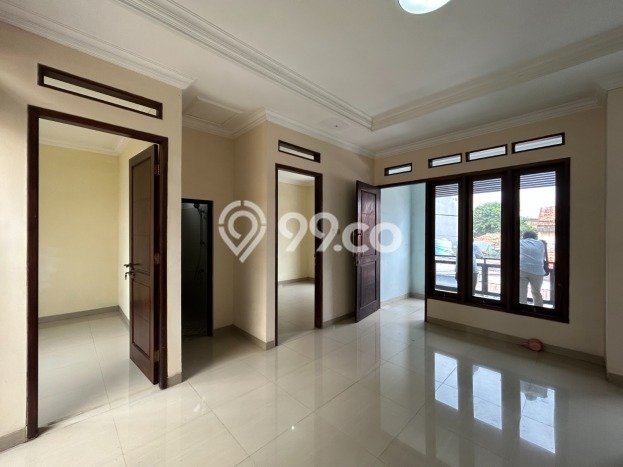 Rumah Modern Cantik 4 Kamar Siap Huni di Tebet Rumah Modern Cantik 4 Kamar Siap Huni di Tebet