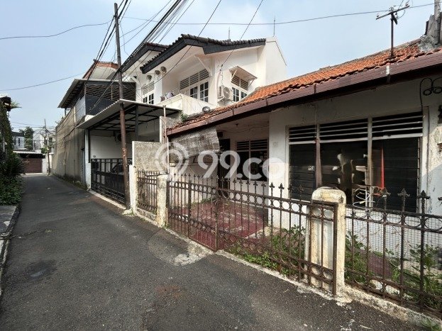 Dijual Rumah 3 Kamar Lokasi Strategis Bagus dan Strategis di Tebet Dijual Rumah 3 Kamar Lokasi Strategis Bagus dan Strategis di Tebet