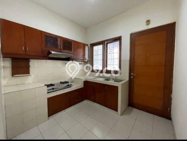 Dijual Rumah Premium dengan Fasilitas Sekitar Lengkap di Tebet, Jakarta Selatan Dijual Rumah Premium dengan Fasilitas Sekitar Lengkap di Tebet, Jakarta Selatan