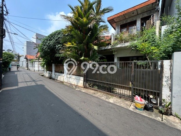 Siap Huni Rumah Mewah 3 Kamar di Tebet Dekat ke Mana Pun Siap Huni Rumah Mewah 3 Kamar di Tebet Dekat ke Mana Pun