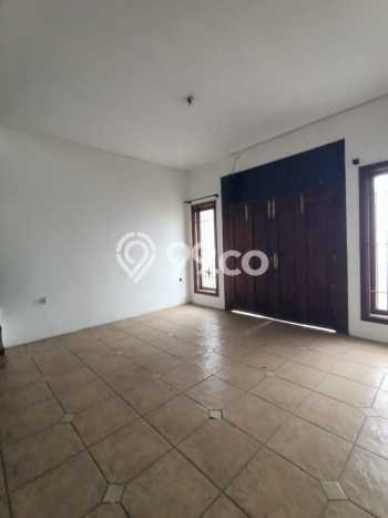 Rumah Harga Nego LT 370m² di Kawasan Residential Pengadegan, Jakarta Selatan Rumah Harga Nego LT 370m² di Kawasan Residential Pengadegan, Jakarta Selatan
