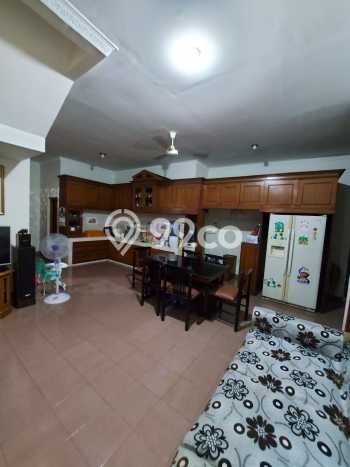 Siap Huni Hunian Elit 4 Kamar di Tebet Dekat ke Mana Pun Siap Huni Hunian Elit 4 Kamar di Tebet Dekat ke Mana Pun
