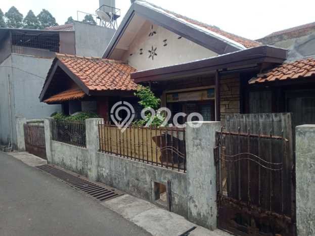 Siap Huni Hunian Elit 5 Kamar di Tebet Dekat ke Mana Saja Siap Huni Hunian Elit 5 Kamar di Tebet Dekat ke Mana Saja