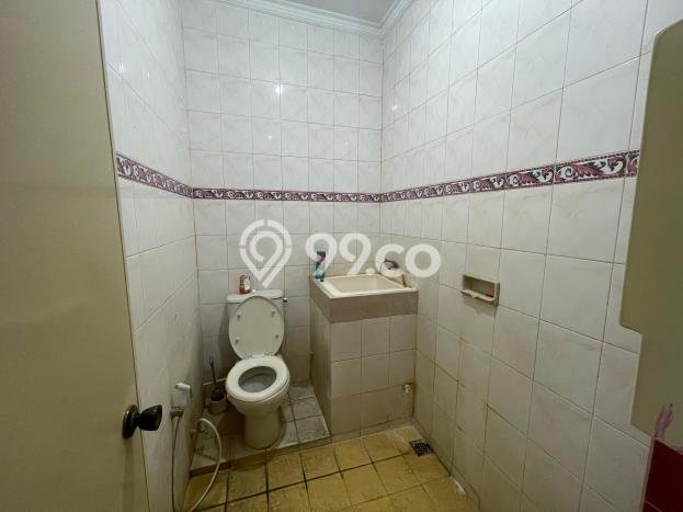 KESEMPATAN TERBAIK! Rumah area Tebet, 6 KT, Siap Huni, Luas 135m² Bangunan 180m² KESEMPATAN TERBAIK! Rumah area Tebet, 6 KT, Siap Huni, Luas 135m² Bangunan 180m²