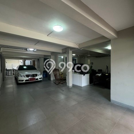 For Sale! Luxury House LT 215m2 Desain Modern di Senopati For Sale! Luxury House LT 215m2 Desain Modern di Senopati