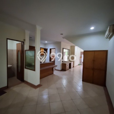 Dijual Rumah Luas Elegan Dengan View Eksklusif di Pondok Indah, Jakarta Selatan Dijual Rumah Luas Elegan Dengan View Eksklusif di Pondok Indah, Jakarta Selatan
