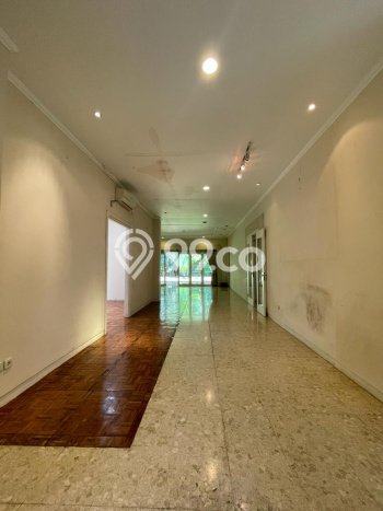Jual Rumah Mewah Megah Dengan View Eksklusif di Kemang, Jakarta Selatan Jual Rumah Mewah Megah Dengan View Eksklusif di Kemang, Jakarta Selatan
