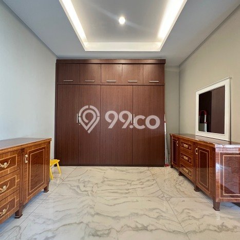 Ready to Use! Luxury House LT 407m2 Desain Modern di Pondok Indah Ready to Use! Luxury House LT 407m2 Desain Modern di Pondok Indah