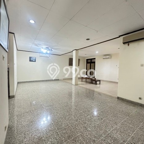 Rumah Elit Modern Tanpa Renovasi di Bintaro Jakarta Selatan Rumah Elit Modern Tanpa Renovasi di Bintaro Jakarta Selatan