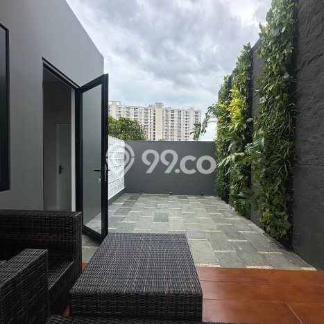 Ready to Use! Premium House LT 119m2 Desain Elegan di Bintaro Ready to Use! Premium House LT 119m2 Desain Elegan di Bintaro