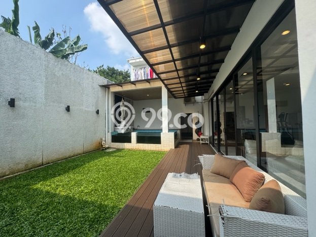 For Sale! Luxury House LT 466m2 Desain Elegan di Cirendeu For Sale! Luxury House LT 466m2 Desain Elegan di Cirendeu