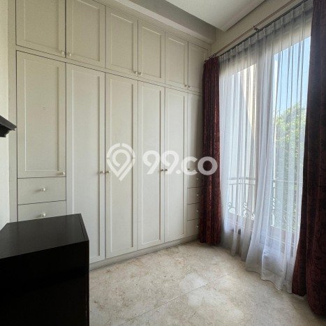 Hunian Mewah LB 850m2 Siap Huni Desain Elegan di Pondok Indah, Jakarta Selatan Hunian Mewah LB 850m2 Siap Huni Desain Elegan di Pondok Indah, Jakarta Selatan