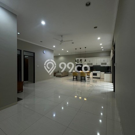 For Sale! Luxury House LT 215m2 Desain Modern di Senopati For Sale! Luxury House LT 215m2 Desain Modern di Senopati