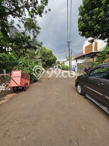 Rumah Luxury Modern Tanpa Renovasi di Kalibata Jakarta Selatan Rumah Luxury Modern Tanpa Renovasi di Kalibata Jakarta Selatan