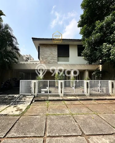 Rumah Bagus Disewakan di Kuningan, Jakarta Selatan LT 650m2, LB 400m2 Rumah Bagus Disewakan di Kuningan, Jakarta Selatan LT 650m2, LB 400m2