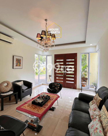 Dijual Rumah Premium dengan Fasilitas Sekitar Lengkap di Cilandak, Jakarta Selatan Dijual Rumah Premium dengan Fasilitas Sekitar Lengkap di Cilandak, Jakarta Selatan