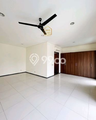 Rumah Modern Disewakan di Kebayoran Baru Jakarta Selatan Lokasi Sangat Strategis Rumah Modern Disewakan di Kebayoran Baru Jakarta Selatan Lokasi Sangat Strategis