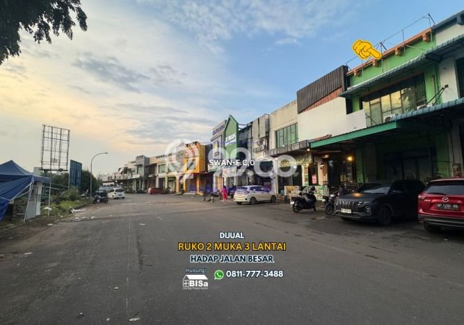 Ruko Dijual di Batam LT 95m2 & LB 285m2 Lokasi Terbaik! Ruko Dijual di Batam LT 95m2 & LB 285m2 Lokasi Terbaik!