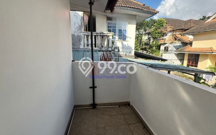 Rumah Minimalis LT 241m² Terawat di Bengkong, Dekat Tempat Strategis, Batam Rumah Minimalis LT 241m² Terawat di Bengkong, Dekat Tempat Strategis, Batam