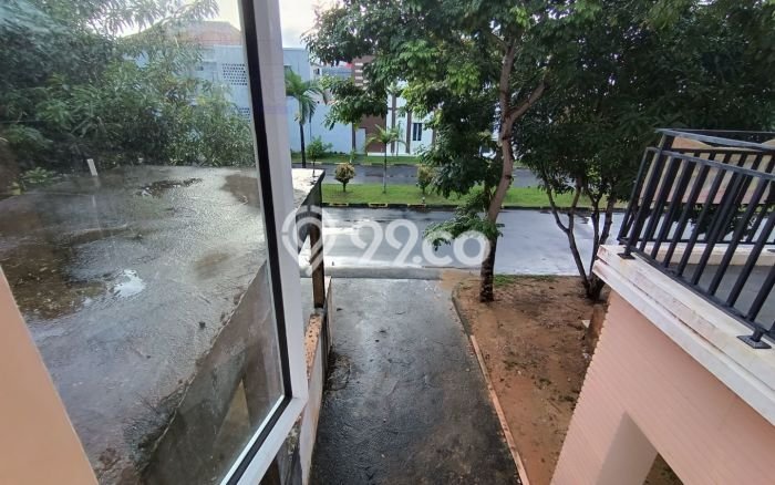 Rumah 4 Kamar Tidur Konsep Modern di Batam Kota, Dekat Fasilitas Umum, Batam Rumah 4 Kamar Tidur Konsep Modern di Batam Kota, Dekat Fasilitas Umum, Batam