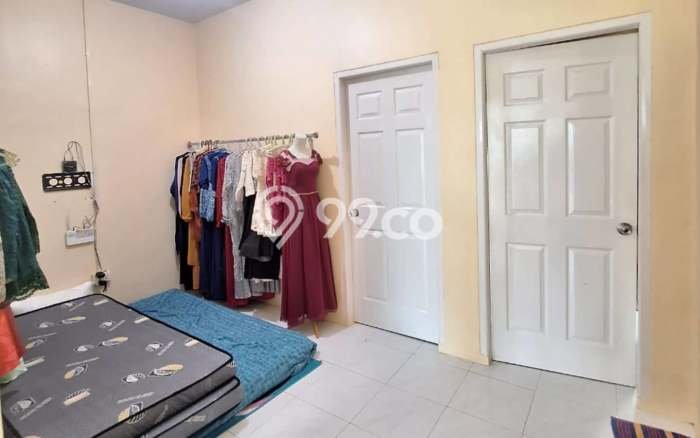 Rumah 5 Kamar Tidur Desain Minimalis di Batam Centre, Dekat Pusat Kota, Batam Rumah 5 Kamar Tidur Desain Minimalis di Batam Centre, Dekat Pusat Kota, Batam