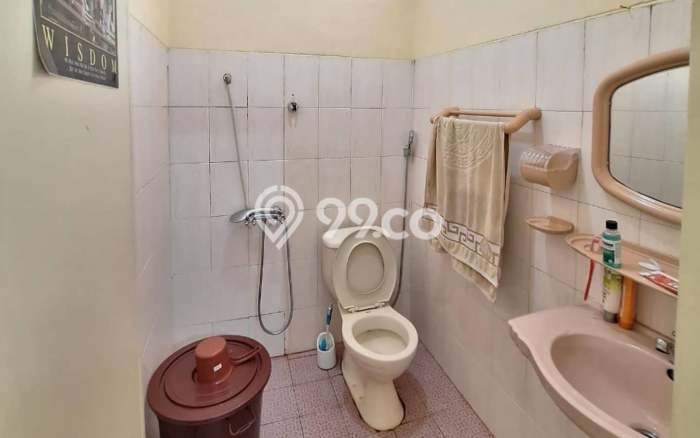 Rumah 5 Kamar Tidur Desain Minimalis di Batam Centre, Dekat Pusat Kota, Batam Rumah 5 Kamar Tidur Desain Minimalis di Batam Centre, Dekat Pusat Kota, Batam