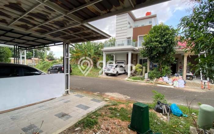 Rumah Siap Pakai area Batam Centre, Batam, LT 90m² LB 78m² Rumah Siap Pakai area Batam Centre, Batam, LT 90m² LB 78m²