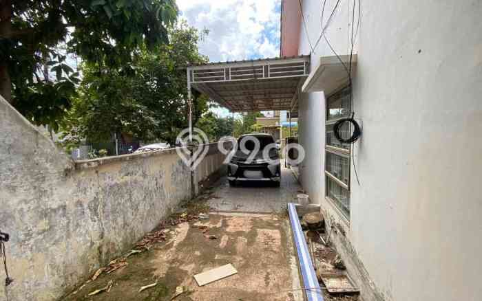 Rumah Terawat area Bengkong, Batam, LT 135m², LB 100m² Rumah Terawat area Bengkong, Batam, LT 135m², LB 100m²