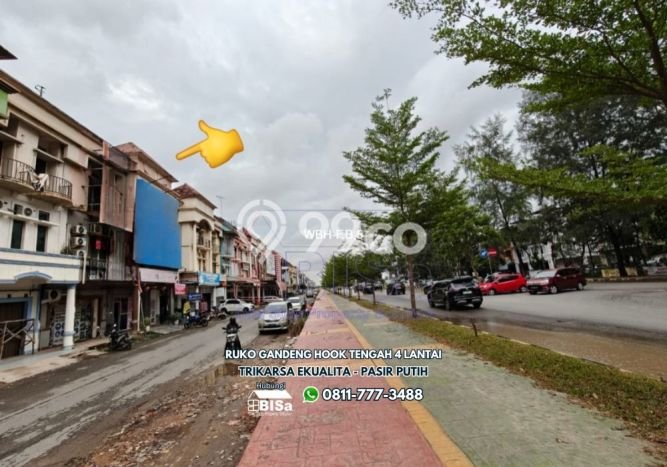 Ruko Kawasan Bengkong, Luas 503m², Kawasan Bisnis, Ramai Ruko Kawasan Bengkong, Luas 503m², Kawasan Bisnis, Ramai
