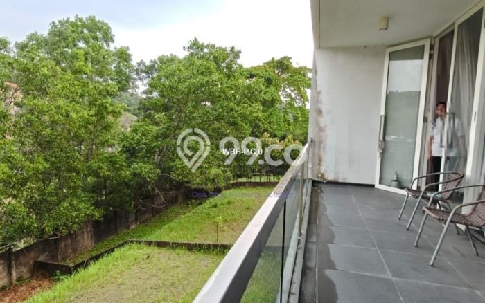 Rumah LT 780m2m² / LB 317m2m² Lokasi Strategis di Tiban, Batam Rumah LT 780m2m² / LB 317m2m² Lokasi Strategis di Tiban, Batam