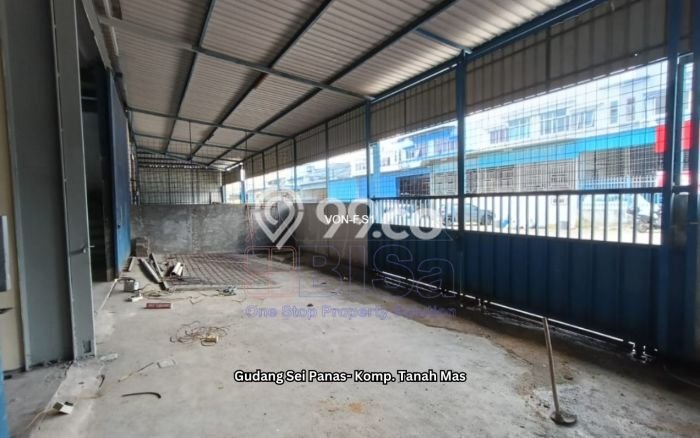 HARGA SPESIAL! Gudang Kawasan Sei Panas, Luas 432m², Jalan Utama HARGA SPESIAL! Gudang Kawasan Sei Panas, Luas 432m², Jalan Utama