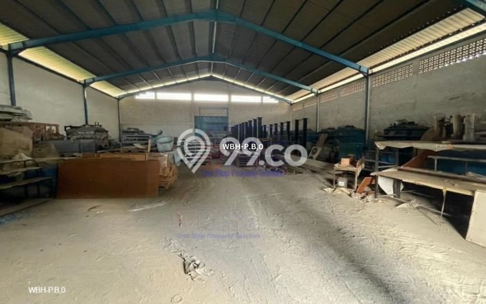Area Ramai! Gudang Dijual di Sekupang untuk Bisnis Luas Bangunan 2568m2 Area Ramai! Gudang Dijual di Sekupang untuk Bisnis Luas Bangunan 2568m2