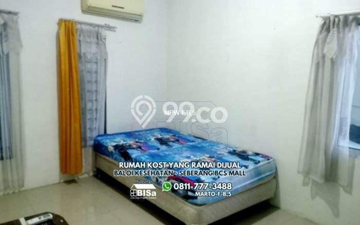 Rumah Kost untuk Dijual di Batam Kota dengan 8 KT, 9 KM, Luas 147m2 Rumah Kost untuk Dijual di Batam Kota dengan 8 KT, 9 KM, Luas 147m2