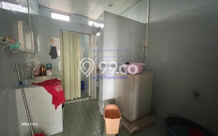 Area Ramai! Gudang Dijual di Sekupang untuk Bisnis Luas Bangunan 2568m2 Area Ramai! Gudang Dijual di Sekupang untuk Bisnis Luas Bangunan 2568m2