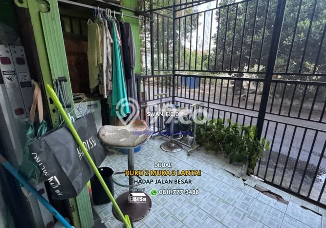 Ruko Dijual di Batam LT 95m2 & LB 285m2 Lokasi Terbaik! Ruko Dijual di Batam LT 95m2 & LB 285m2 Lokasi Terbaik!