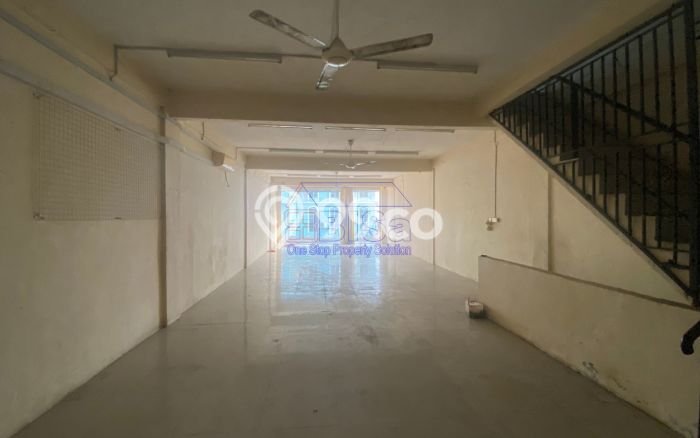 Ruko Kawasan Bisnis Kawasan Sei Panas, Luas 324m², Akses Strategis Ruko Kawasan Bisnis Kawasan Sei Panas, Luas 324m², Akses Strategis