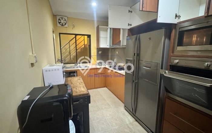 For Sale Hunian Rumah Terawat 4 Kamar di Batam Centre, Batam For Sale Hunian Rumah Terawat 4 Kamar di Batam Centre, Batam