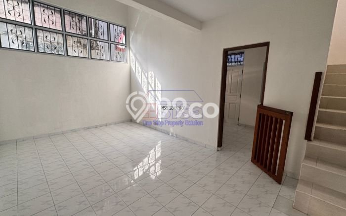 Rumah Minimalis LT 241m² Terawat di Bengkong, Dekat Tempat Strategis, Batam Rumah Minimalis LT 241m² Terawat di Bengkong, Dekat Tempat Strategis, Batam