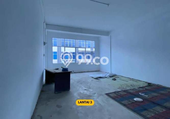 Ruko Kawasan Komersial Kawasan Bengkong, Luas 180m², Jalan Utama Ruko Kawasan Komersial Kawasan Bengkong, Luas 180m², Jalan Utama